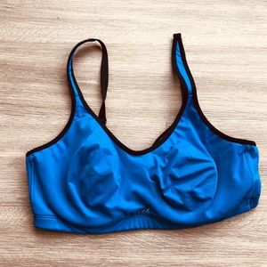 Victoria’s Secret 38D Sports Bra Underwire Pink